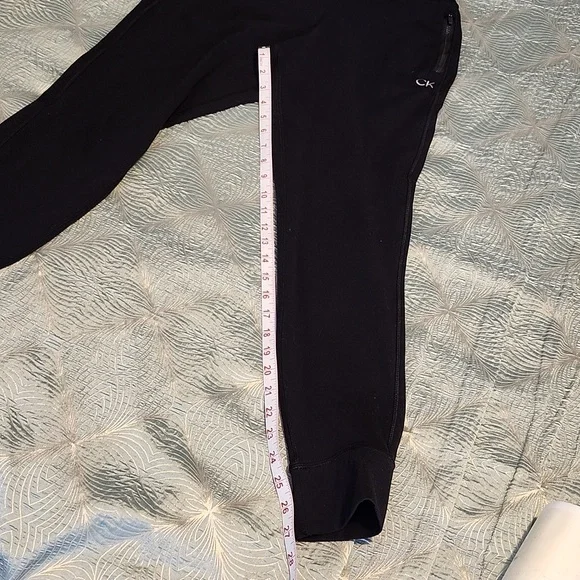 Calvin Klein Performance Stretch Jogger - Picture 12 of 15